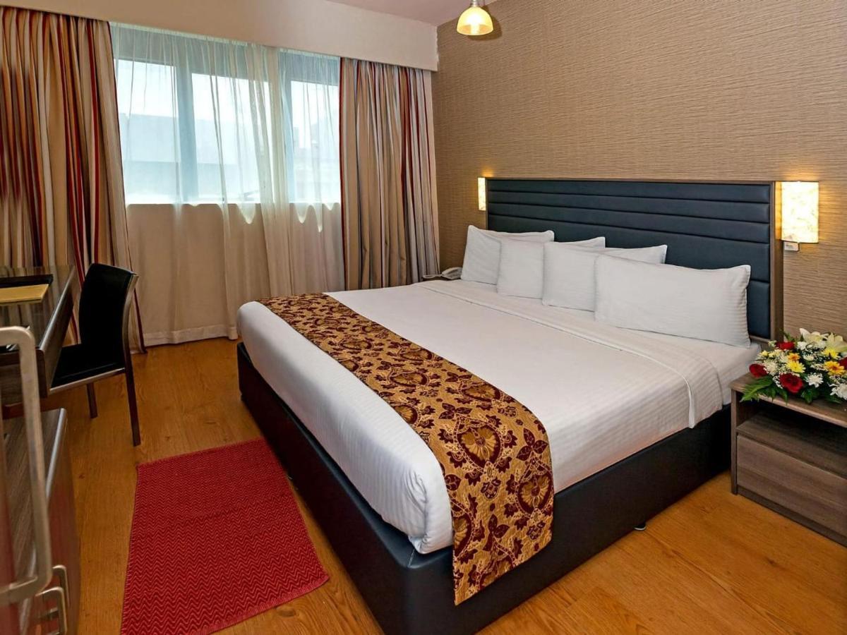 Central Paris Hotel, Baniyas Square Dubai Dış mekan fotoğraf